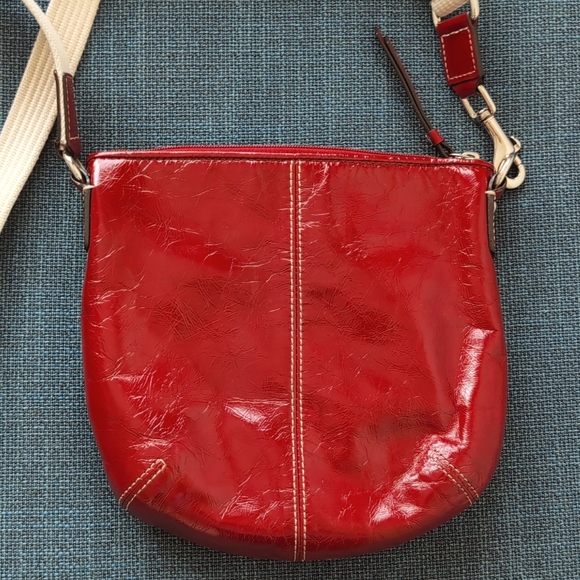 COACH PATENT CROSSBODY EUC - Picture 4 of 13